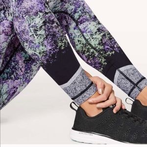 Lululemon Nulux Tights size 6